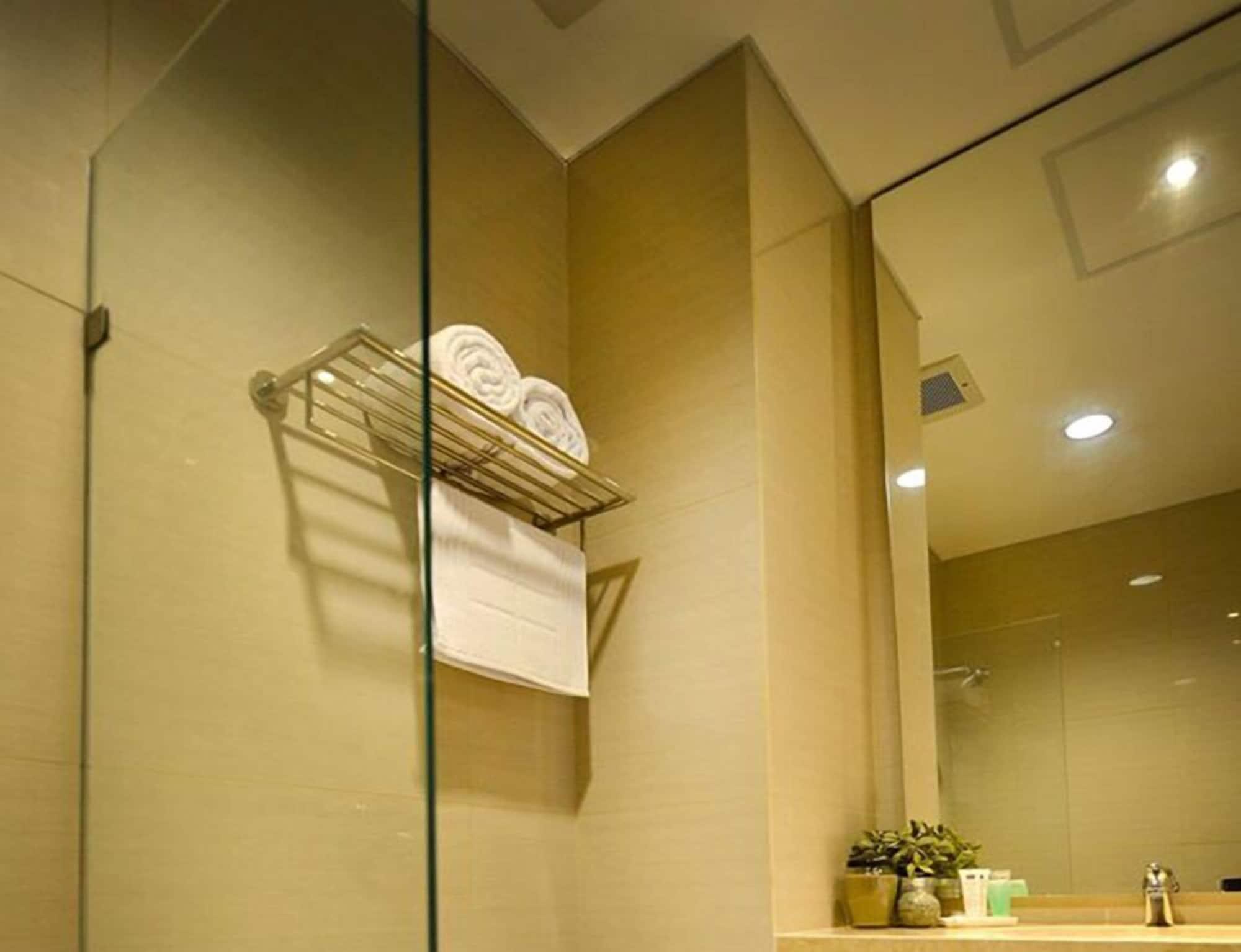 Kytos Hotel Bandung Luaran gambar