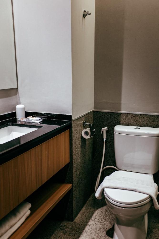 Kytos Hotel Bandung Luaran gambar