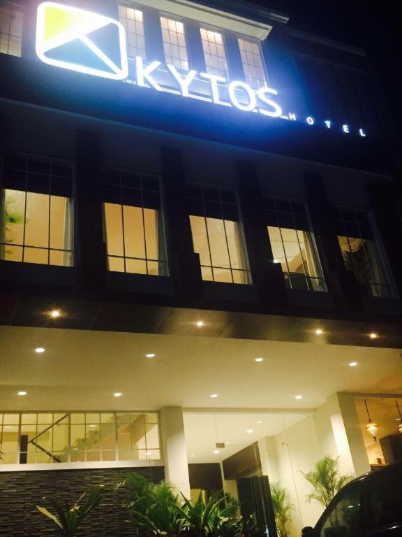 Kytos Hotel Bandung Luaran gambar